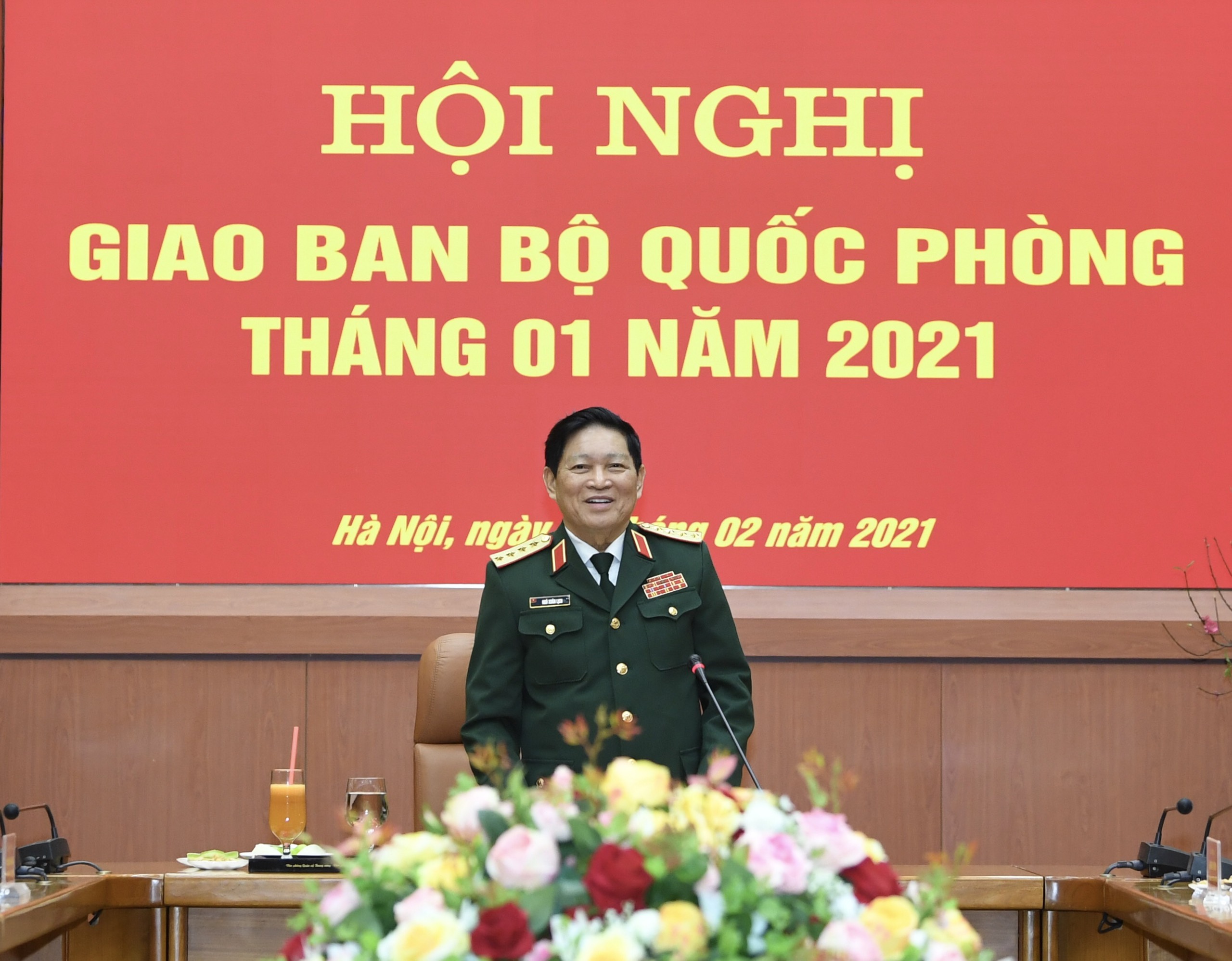 Bộ trưởng Ngô Xuân Lịch chủ trì giao ban Bộ Quốc phòng tháng 1-2021